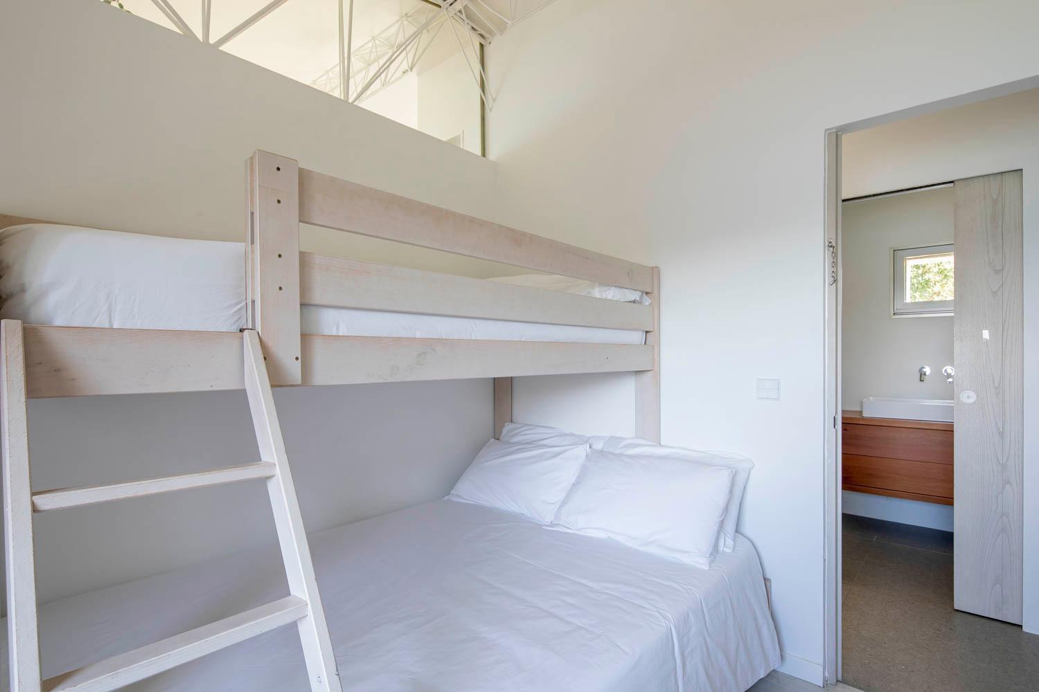 A Factoria Beach House By Prishomes Hio ภายนอก รูปภาพ